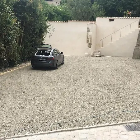 Apartament Echoppe Ancienne Boutique De Cordonnier Avec Jardin Prive