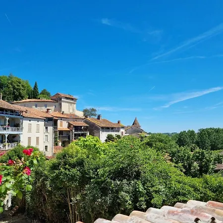 Apartamento Echoppe Ancienne Boutique De Cordonnier Avec Jardin Privé Aubeterre-sur-Dronne