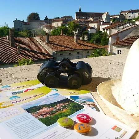 Echoppe Ancienne Boutique De Cordonnier Avec Jardin Prive Aubeterre-sur-Dronne