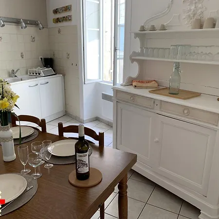 Echoppe Ancienne Boutique De Cordonnier Avec Jardin Privé