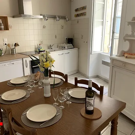 Echoppe Ancienne Boutique De Cordonnier Avec Jardin Prive Διαμέρισμα