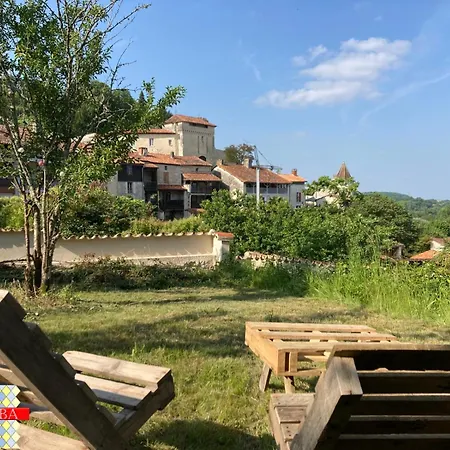 Διαμέρισμα Echoppe Ancienne Boutique De Cordonnier Avec Jardin Prive