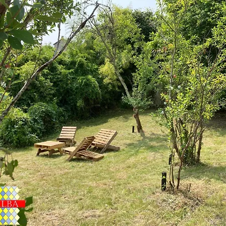 Echoppe Ancienne Boutique De Cordonnier Avec Jardin Prive * Aubeterre-sur-Dronne