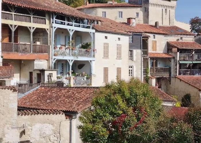 Apartament Echoppe Ancienne Boutique De Cordonnier Avec Jardin Prive