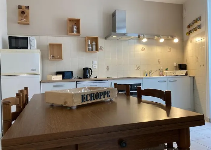 Echoppe Ancienne Boutique De Cordonnier Avec Jardin Privé